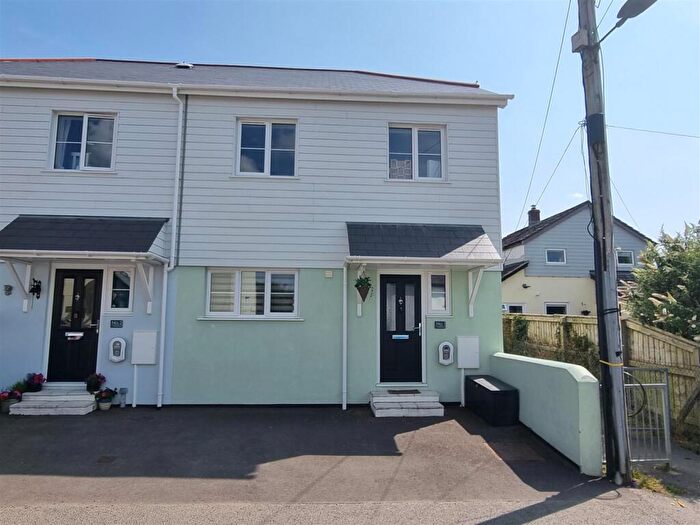 3 Bedroom Semi-Detached House For Sale In North Road, Bradworthy, Holsworthy, EX22