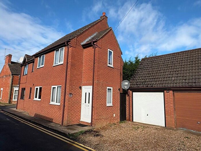 2 Bedroom Semi-Detached House For Sale In The Tenters, Holbeach, PE12