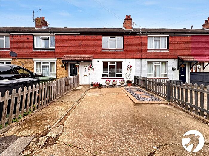 3 Bedroom Terraced House For Sale In Camp Way, Maidstone, Kent, ME15