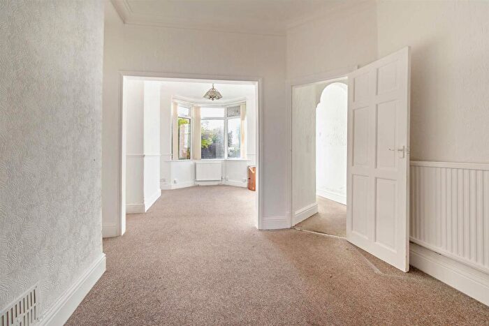 3 Bedroom Terraced House To Rent In Springwell Lane, Balby, Doncaster, DN4