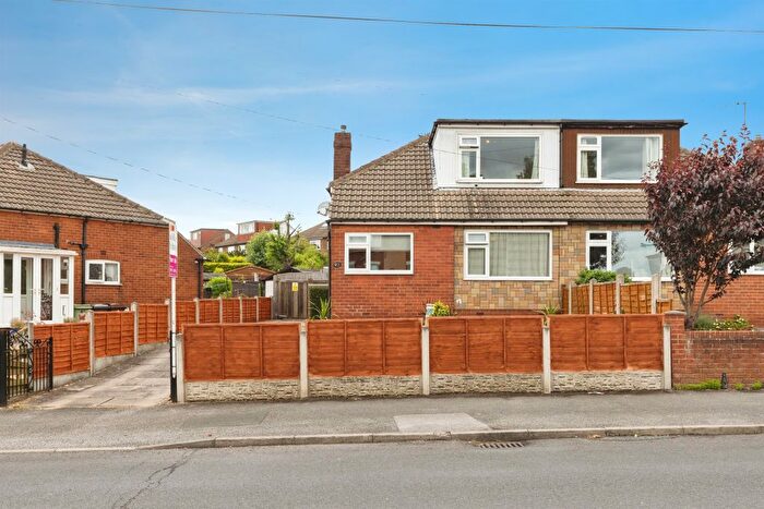 3 Bedroom Semi-Detached House For Sale In Manston Approach, Leeds, LS15