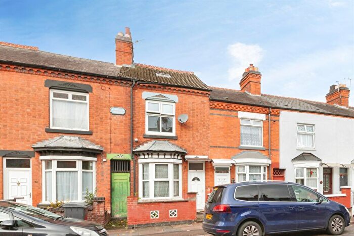 4 Bedroom Terraced House For Sale In Bridge Road, Leicester, LE5
