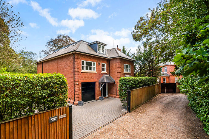 5 Bedroom House For Sale In London Road, Ascot, Berkshire, SL5