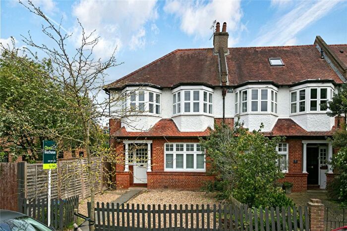 4 Bedroom End Of Terrace House To Rent In St. Marks Road, Teddington, TW11