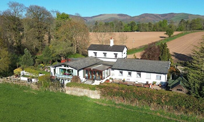 6 Bedroom House For Sale In Llanfair Dyffryn Clwyd, Ruthin, LL15