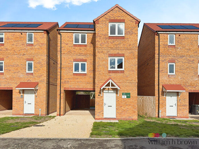 3 Bedroom Detached House To Rent In Eliot Drive, Gainsborough, DN21