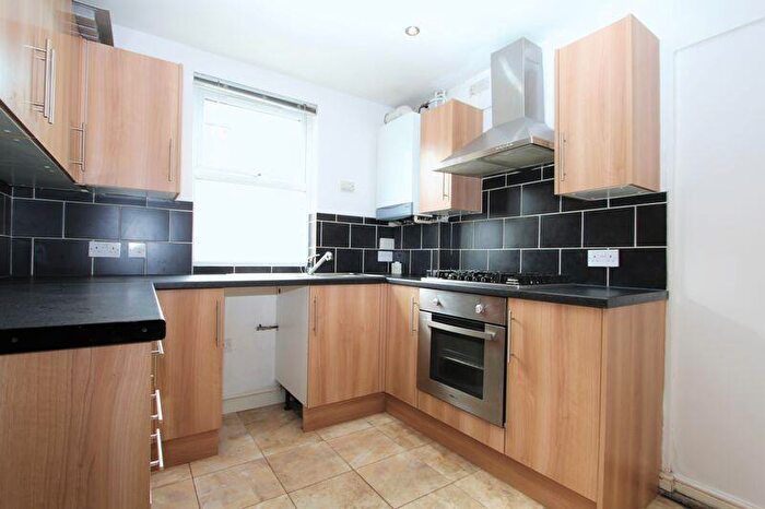 1 Bedroom Flat To Rent In Garfield Street, Kettering, NN15