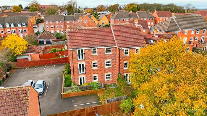 2 Bedroom Flat For Sale In Ebberton Close, Hemsworth, WF9