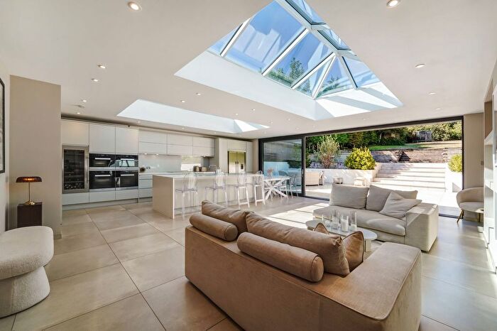 4 Bedroom Detached House For Sale In Reigate Road, Epsom, KT17