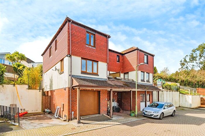 4 Bedroom Semi-Detached House For Sale In Mariners Way, Paignton, Devon, TQ3