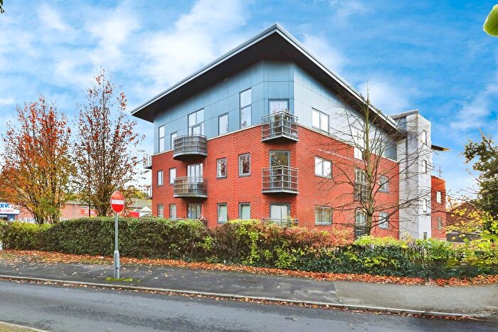 2 Bedroom Flat For Sale In York Road, Sprotbrough, Doncaster, DN5