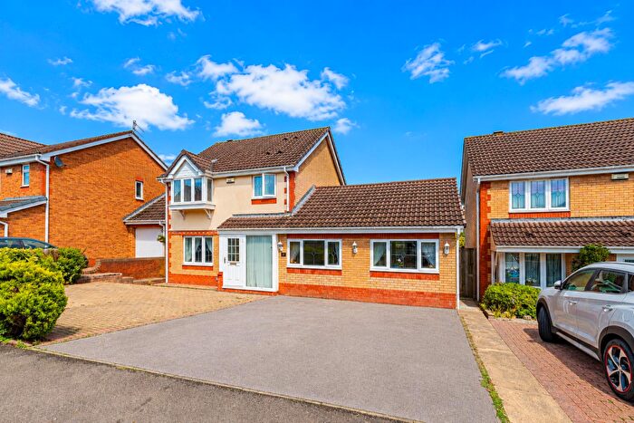 3 Bedroom Detached House For Sale In Ffordd Penrhos, Caerphilly, CF83