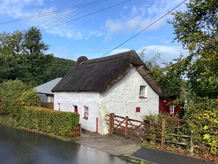 2 Bedroom Detached House For Sale In Cribyn, Lampeter, Ceredigion, SA48