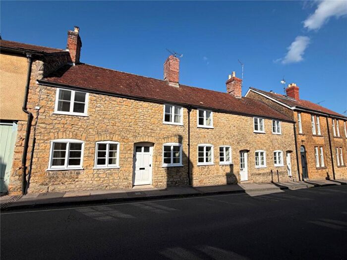 5 Bedroom Terraced House For Sale In Newland, Sherborne, Dorset, DT9