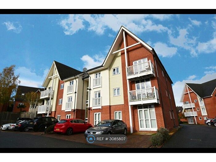 2 Bedroom Flat To Rent In Ellsworth House, Solihull, B92