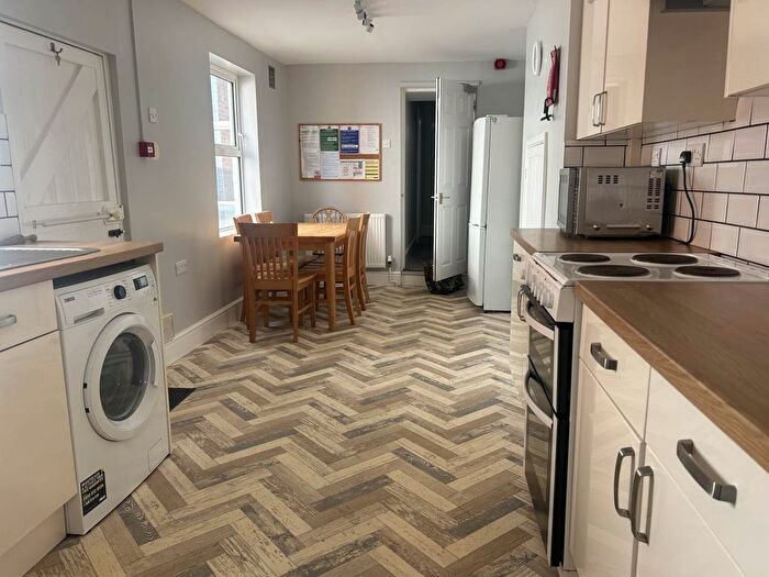6 Bedroom Property To Rent In Springfield Road, Exeter, EX4