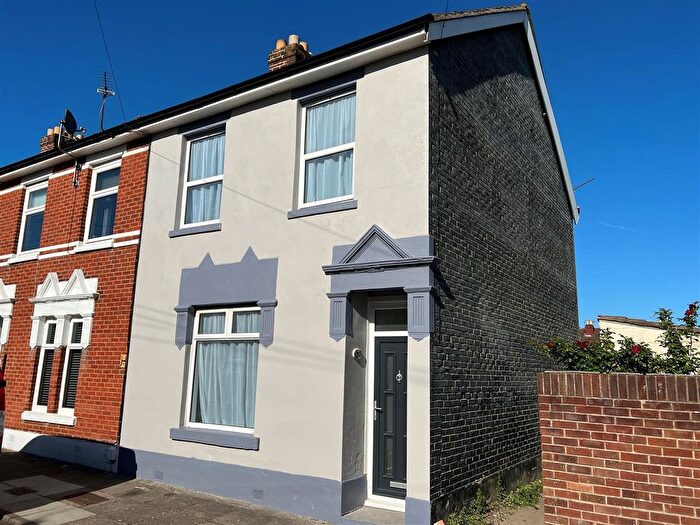 3 Bedroom Property To Rent In Dean Road, Portsmouth, PO6
