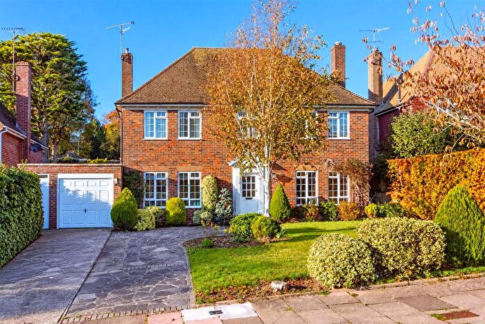 4 Bedroom Property For Sale In Longlands, Worthing, BN14