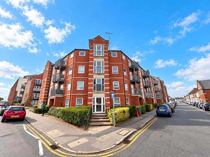 2 Bedroom Apartment For Sale In Stimpson Avenue, Abington, Northampton, NN1