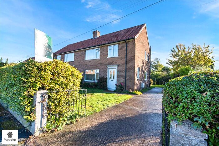 3 Bedroom Semi-Detached House For Sale In The Green, Harowrth & Bircotes, Doncaster, South Yorkshire, DN11