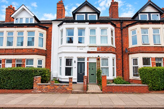 4 Bedroom House To Rent In Knighton Fields Road East, Leicester, LE2