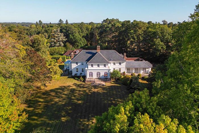 8 Bedroom Detached House For Sale In South Drive, Wentworth Estate, GU25