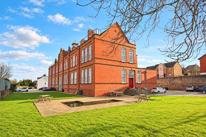 2 Bedroom Flat For Sale In Geneva Place, Bideford, Devon, EX39
