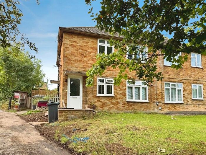 2 Bedroom Maisonette To Rent In Croft Close, Chislehurst, BR7