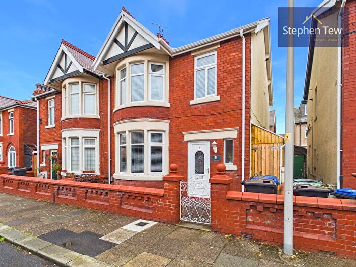 3 Bedroom Semi-Detached House For Sale In Queensway, Blackpool, FY4