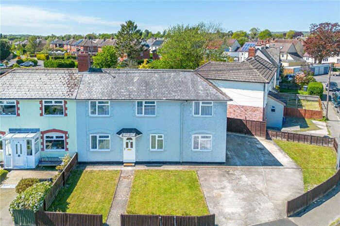 4 Bedroom Semi-Detached House For Sale In The Crescent, Pewsey, Wiltshire, SN9