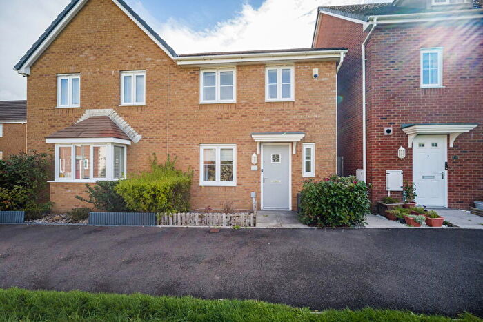 3 Bedroom Semi-Detached House For Sale In Heol Bryncethin, Sarn, Bridgend, CF32