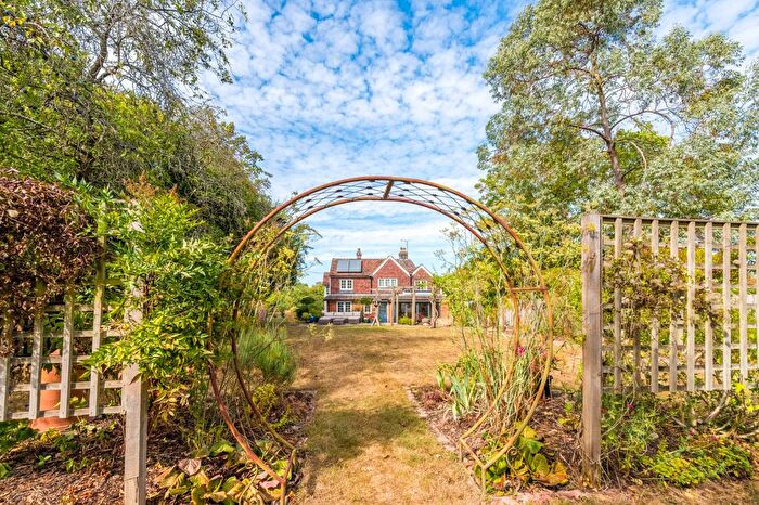 5 Bedroom Equestrian Property For Sale In Biddenden Road, St. Michaels, Tenterden, Kent, TN30