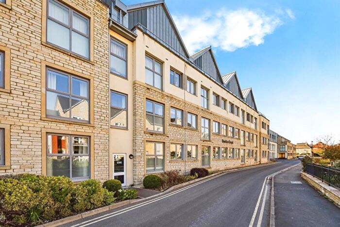 1 Bedroom Apartment For Sale In Bowles Court, Westmead Lane, Chippenham, Wiltshire, SN15