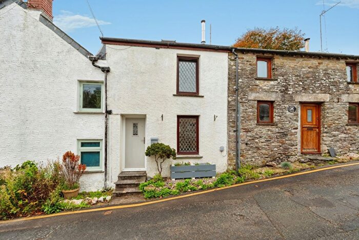 3 Bedroom Terraced House For Sale In College Road, Camelford, PL32