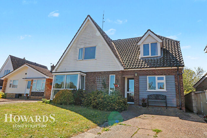 6 Bedroom Detached House For Sale In Pound Close, Harleston, IP20