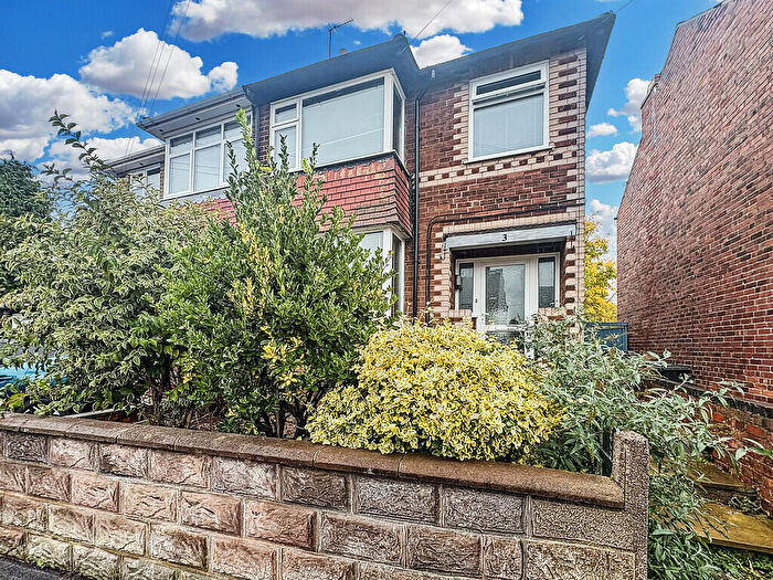 3 Bedroom Semi-Detached House For Sale In New Eaton Road, Stapleford, Nottingham, NG9