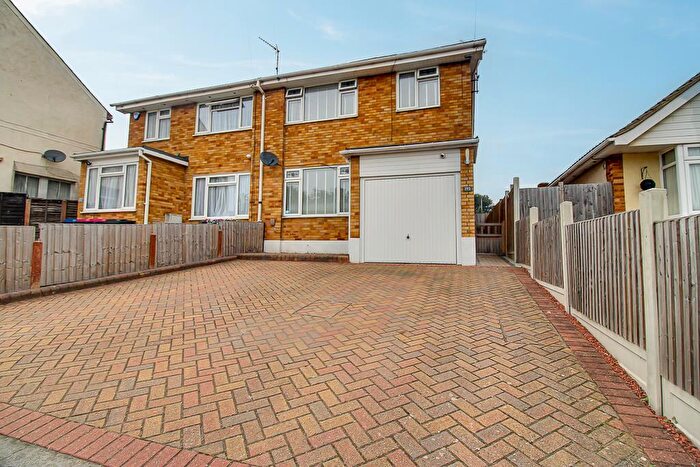 3 Bedroom Semi-Detached House For Sale In Rayleigh Road, Leigh-on-Sea, SS9
