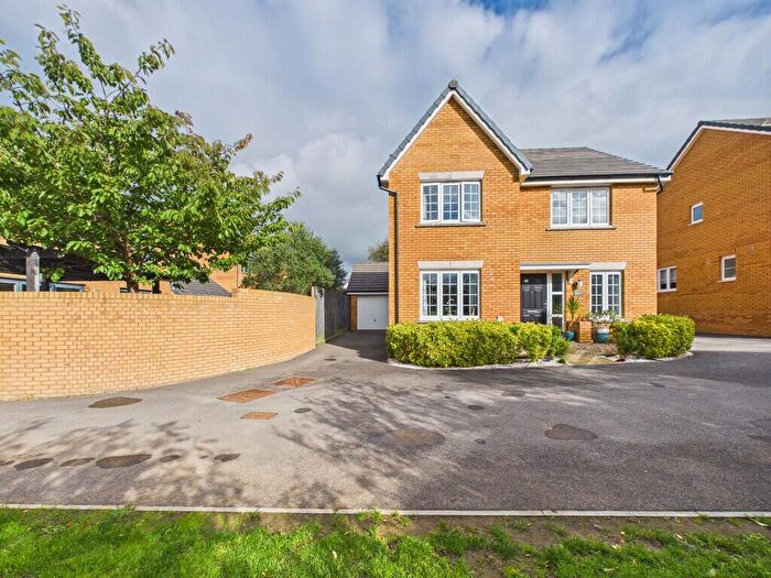 4 Bedroom Detached House For Sale In Lapwing Row, Bude, EX23