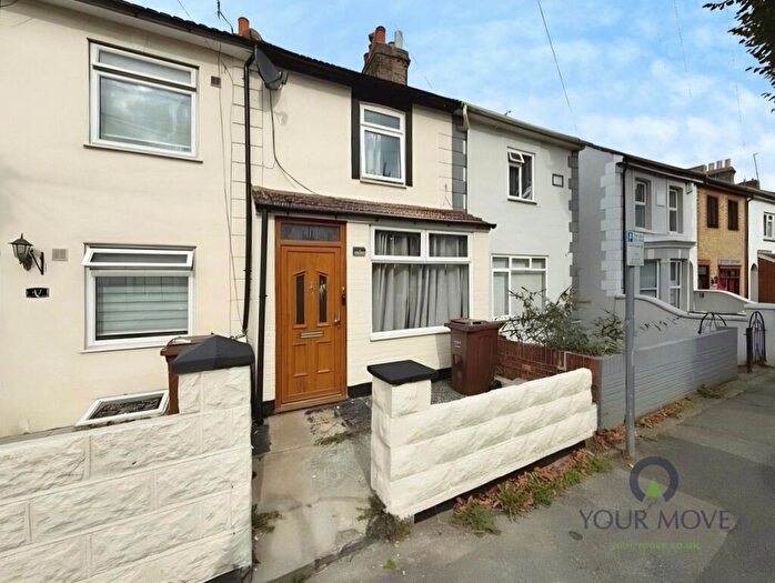 3 Bedroom Terraced House To Rent In Copenhagen Road, Gillingham, Kent, ME7