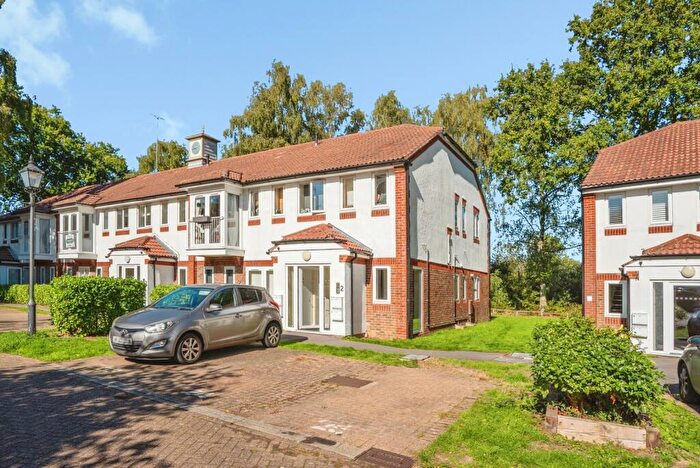 1 Bedroom Flat For Sale In The Spinney, Denmead, Waterlooville, Hampshire, PO7