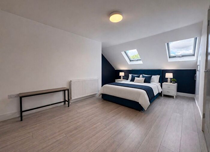 Studio To Rent In Avondale Road, Luton, Bedfordshire, LU1