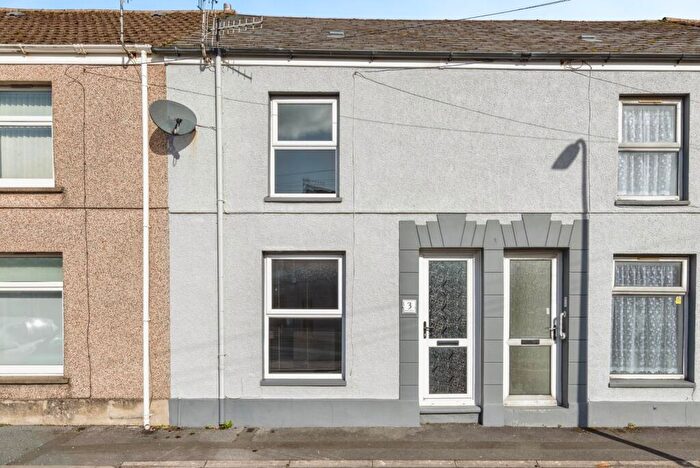 2 Bedroom Terraced House For Sale In Bryn Terrace, Llanelli, Carmarthenshire, SA15