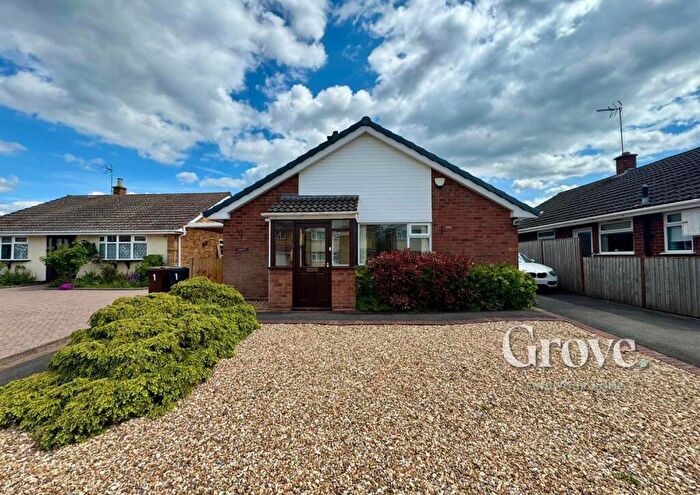 2 Bedroom Detached Bungalow For Sale In Milestone Drive, Hagley, DY9