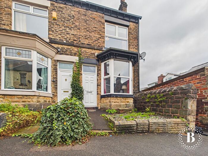 2 Bedroom End Of Terrace House To Rent In Norris Road, Malin Bridge, Sheffield, S6