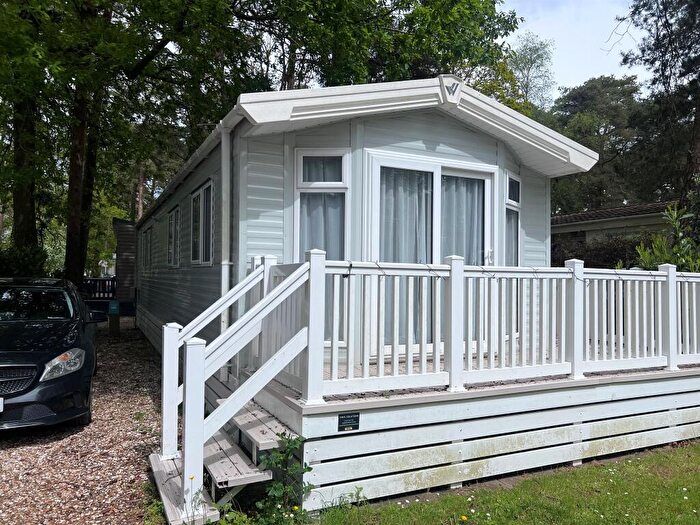 3 Bedroom Park Home For Sale In Sandyballs, Godshill, Fordingbridge, SP6