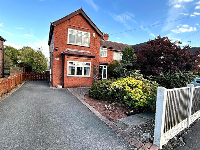 3 Bedroom Semi-Detached House For Sale In Lower Dunstead Road, Langley Mill, NG16