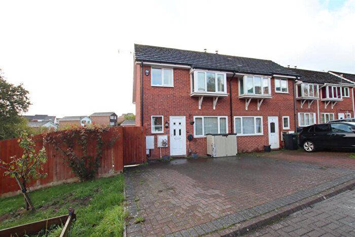 3 Bedroom End Of Terrace House For Sale In Falkland Close, Pennsylvania, Exeter, EX4