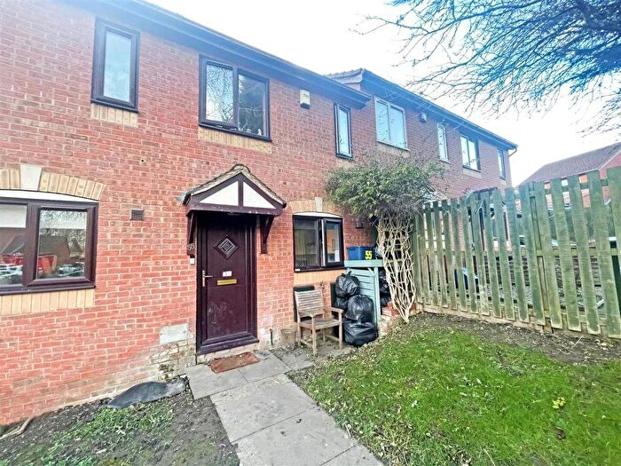2 Bedroom Terraced House To Rent In Braford Gardens, Shenley Brook End, Milton Keynes, MK5