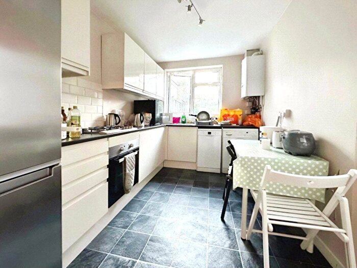 3 Bedroom House To Rent In Somerset Road, Southampton, Hampshire, SO17
