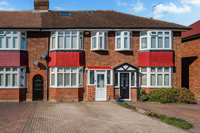 4 Bedroom Terraced House For Sale In Cheshire Gardens, Chessington, KT9